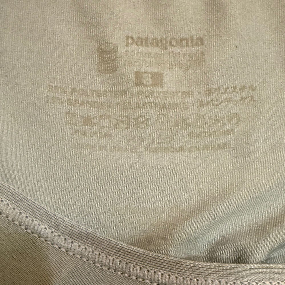 Patagonia Common Threads Short Sleeve Microfiber T-Shirt, Top. Women's S - Picture 4 of 4